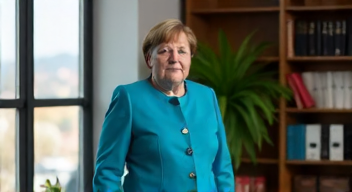 Ich bin Angela Merkel, Politikerin, 69 Jahre (9/10)