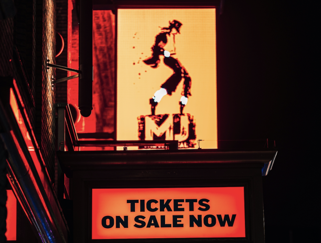 Einladungskarten online konfigurieren und bestellen